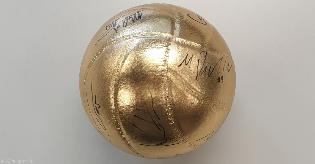 Goldener Volleyball   Goldener Volleyball