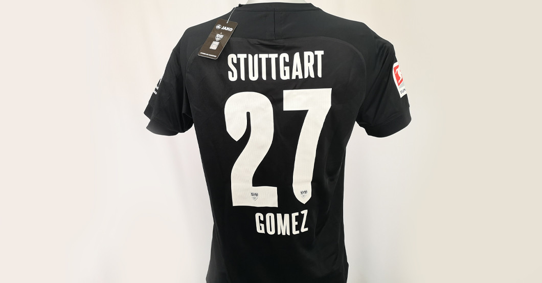 Gomez black signiert    Gomez black signiert