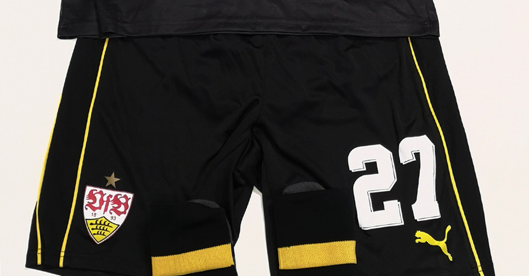  Gomez Relegationsoutfit 