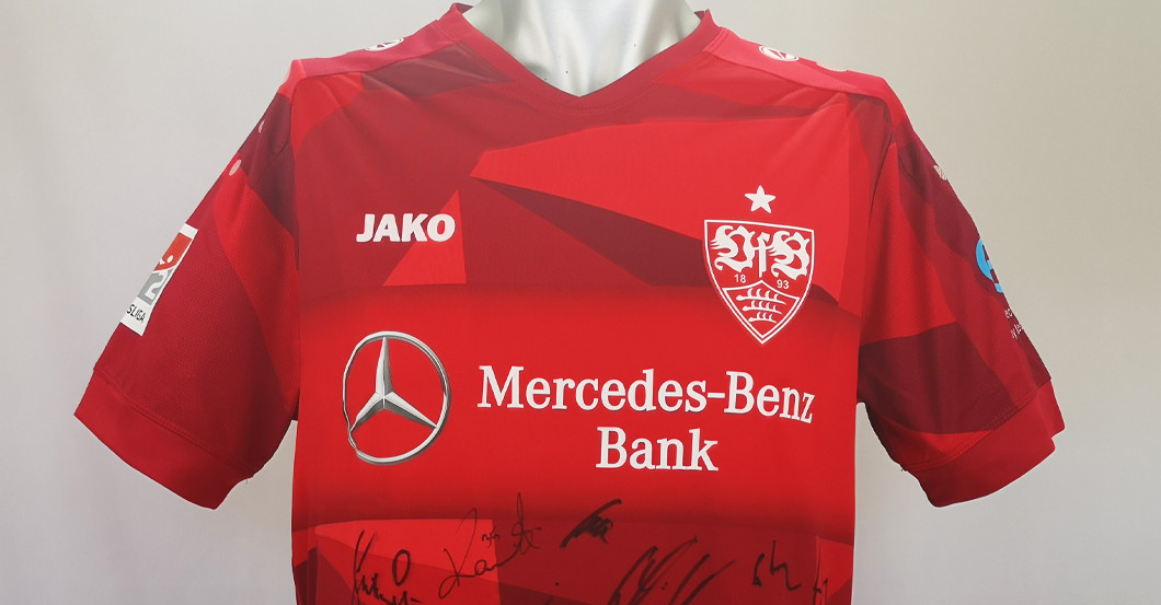 Gomez signiert rot   Gomez signiert rot