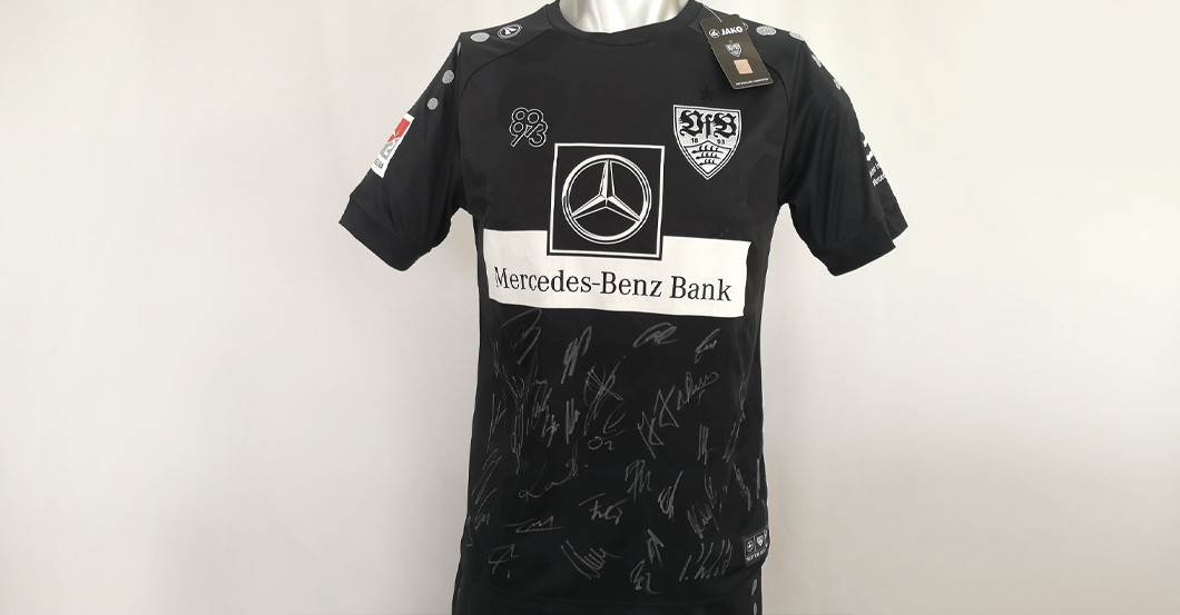 Gomez teamsigniert M   Gomez teamsigniert M