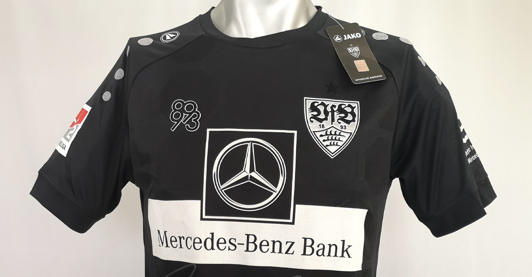 Gomez teamsigniert M   Gomez teamsigniert M