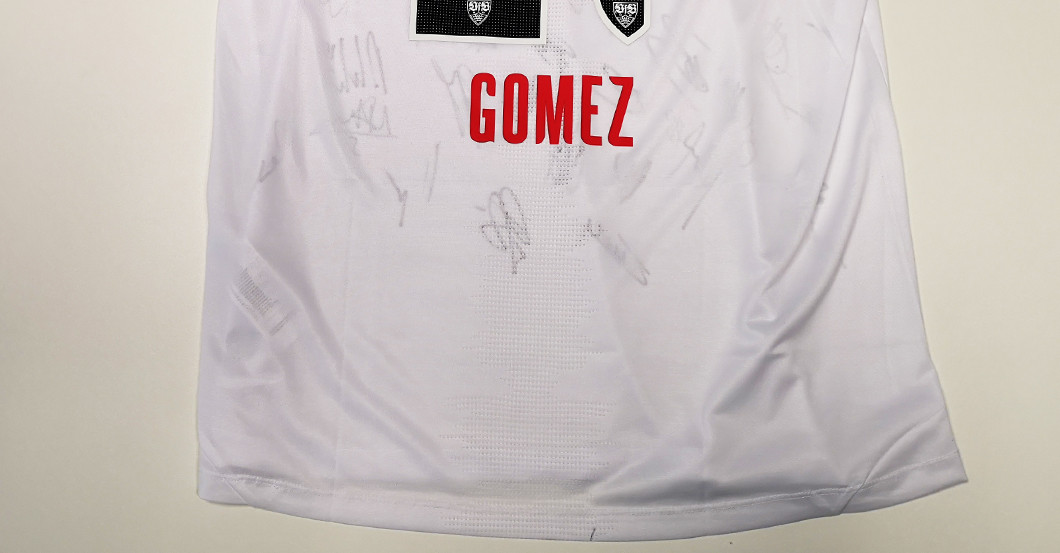 Gomez teamsigniert XL   Gomez teamsigniert XL