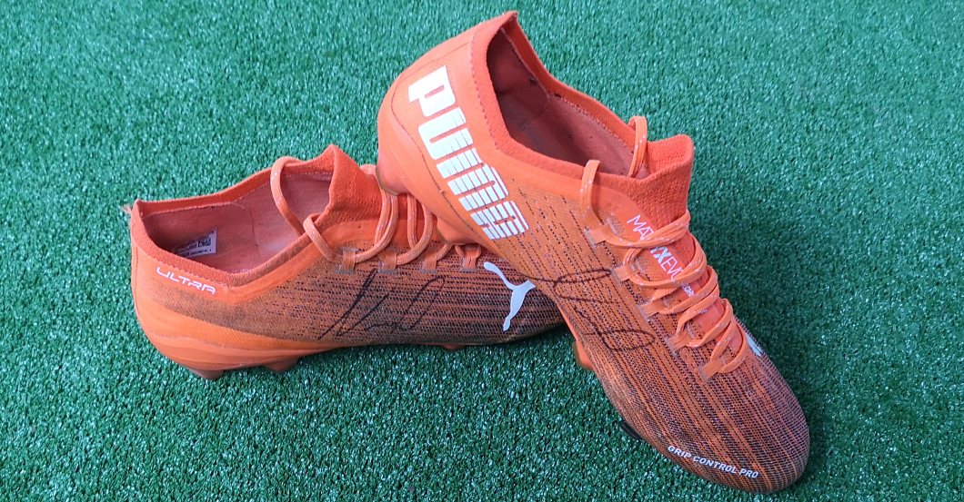  Gonzalez Schuhe signiert 