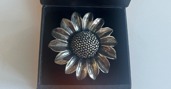  Good Brosche Barbara 1 