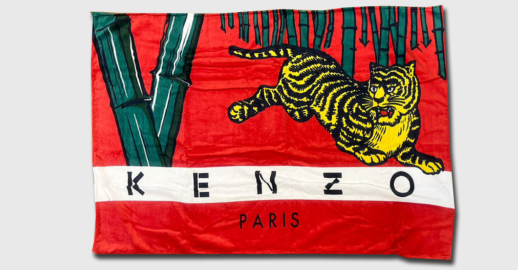 Good Kenzo Tuch rot   Good Kenzo Tuch rot