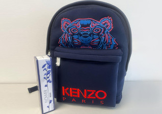  Good Parfum Rucksack 1 