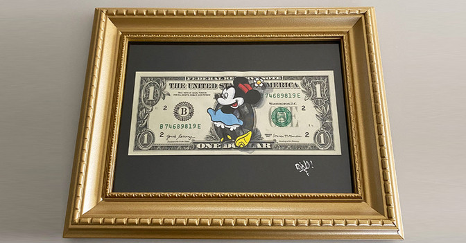 Graffiti Minnie Rock   Graffiti Minnie Rock