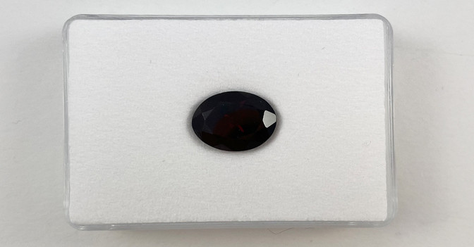 Granat oval    Granat oval