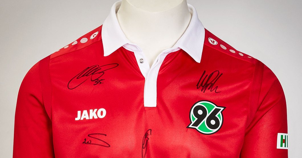 H96 Trikot signiert   H96 Trikot signiert