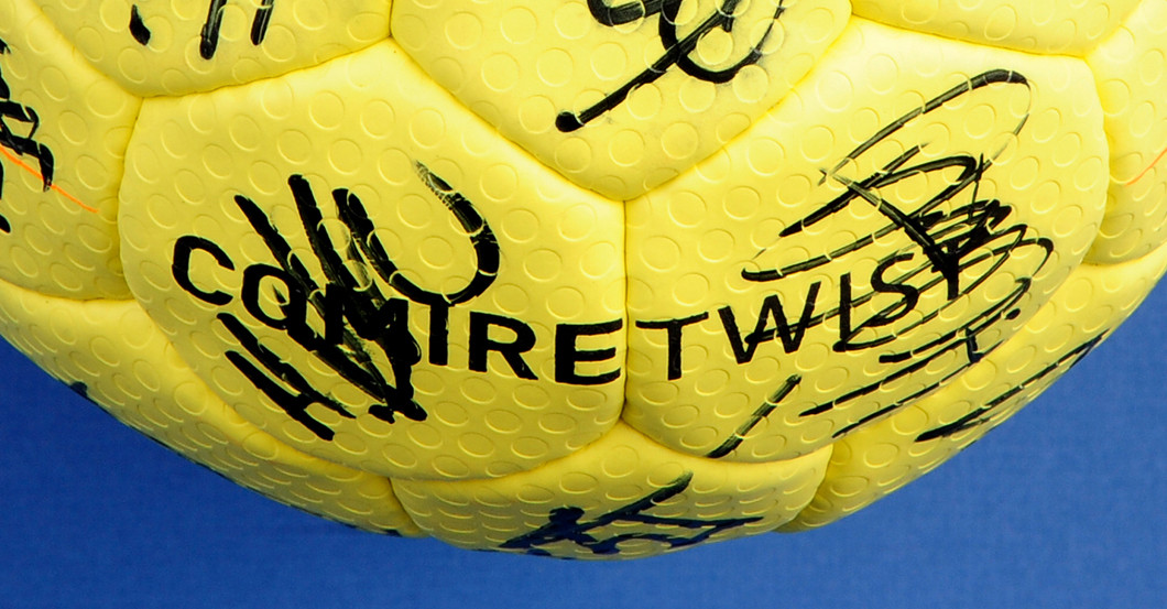  Handball DHB signiert 