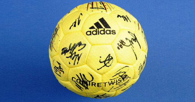  Handball DHB signiert 