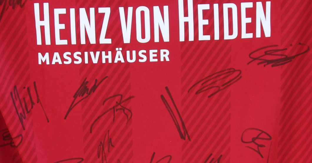 Hannover 96 Heimtrikot   Hannover 96 Heimtrikot