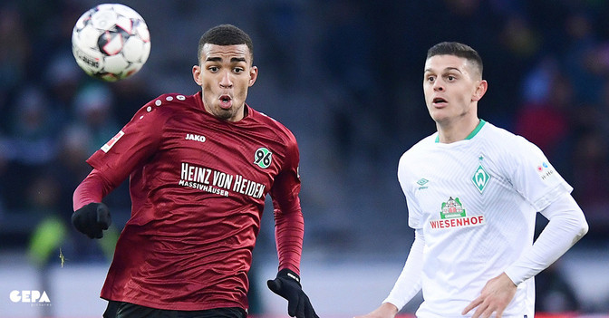 Hannover Trikot signiert   Hannover Trikot signiert