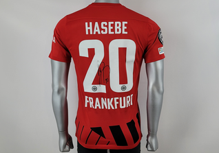  Hasebe SGE-Trikot 