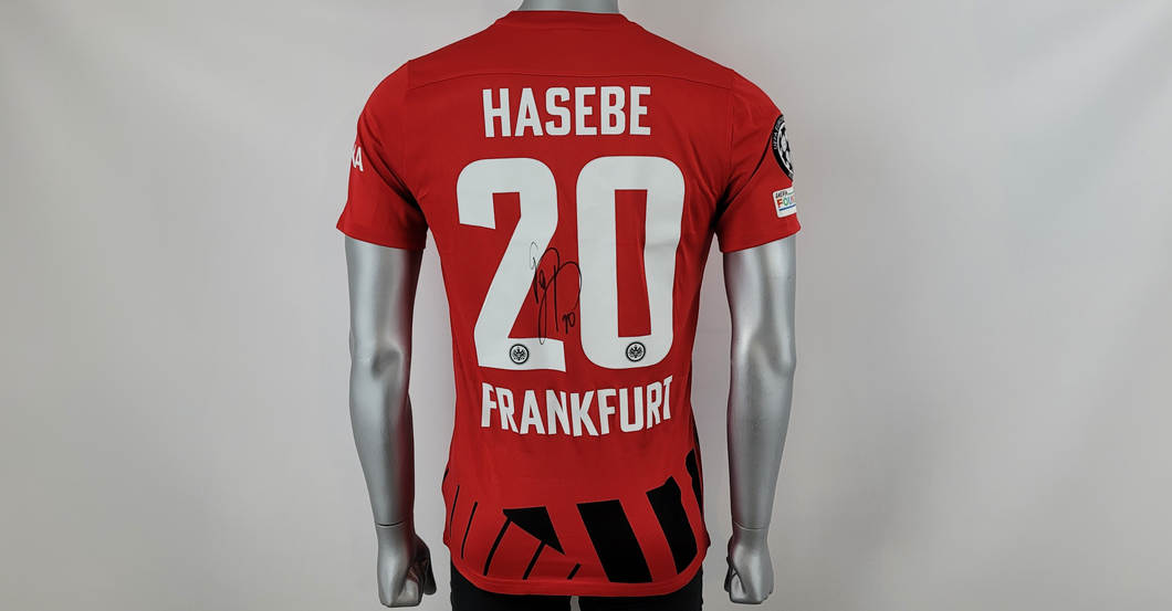  Hasebe SGE-Trikot 