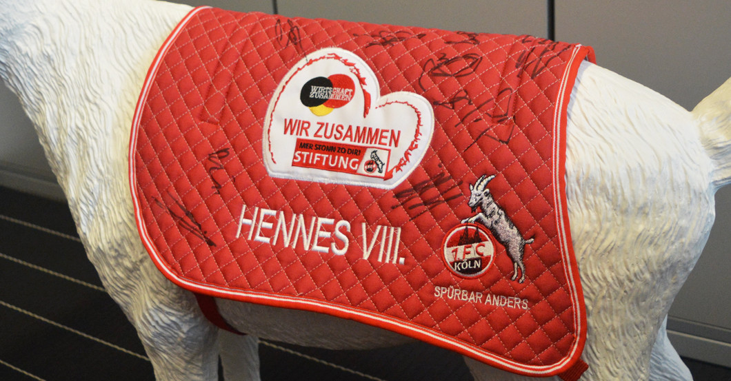 Hennesdecke signiert   Hennesdecke signiert