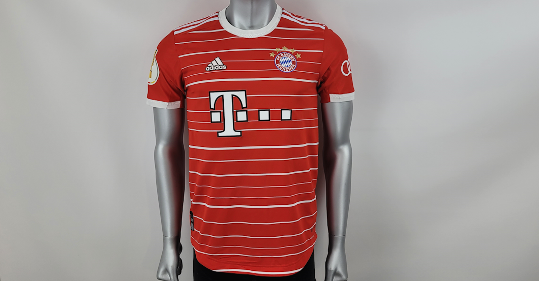 Hernandez Pokaltrikot    Hernandez Pokaltrikot