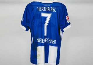  Hertha Niederlechner 