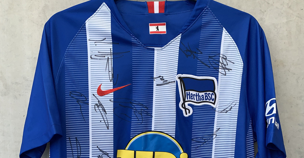  Hertha teamsigniert 