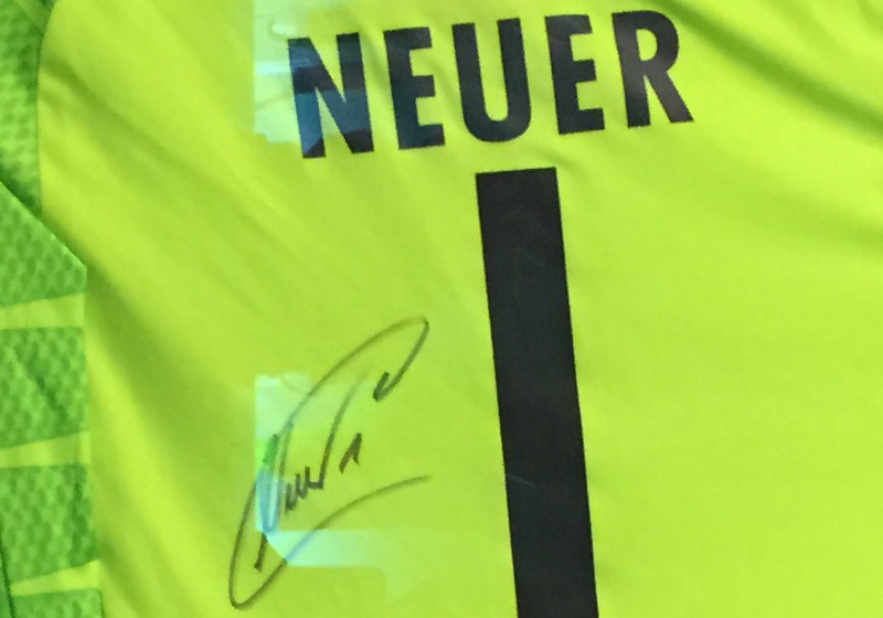 Highlighttrikot Neuer   Highlighttrikot Neuer