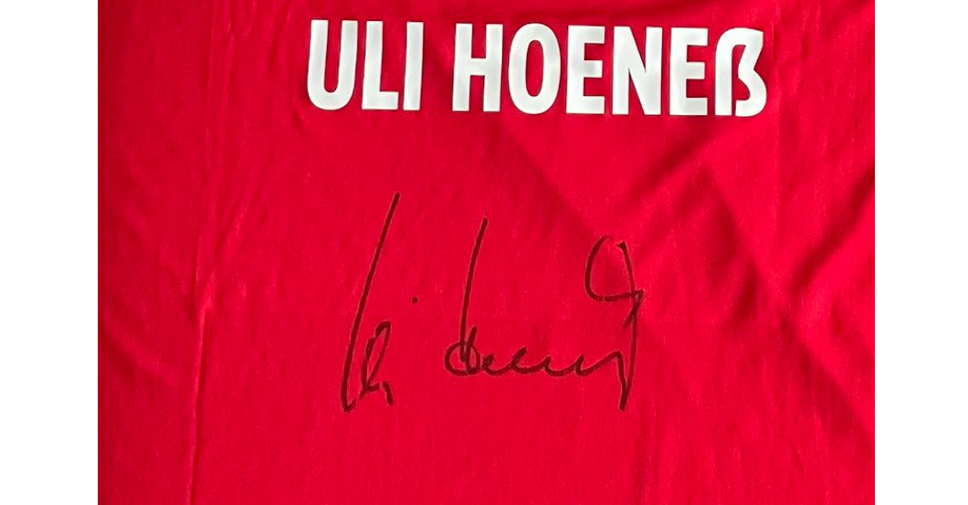  Hoeneß Spezialtrikot 