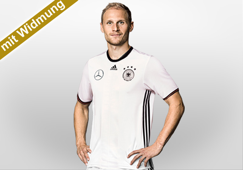  Höwedes Trikot gewidmet 