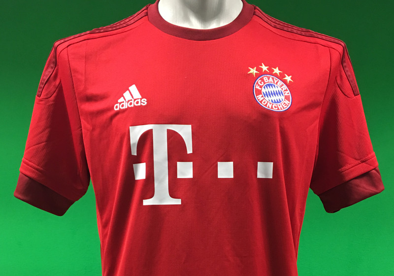 Holger Badstuber Trikot   Holger Badstuber Trikot