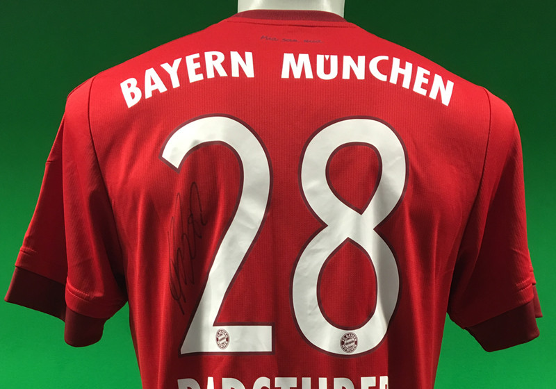 Holger Badstuber Trikot   Holger Badstuber Trikot