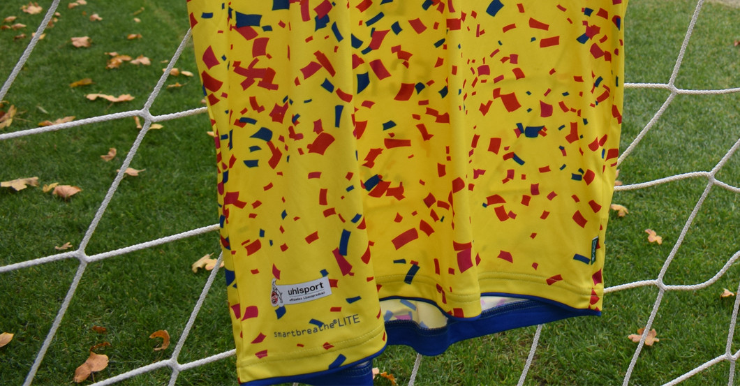 Horn Karnevalstrikot   Horn Karnevalstrikot