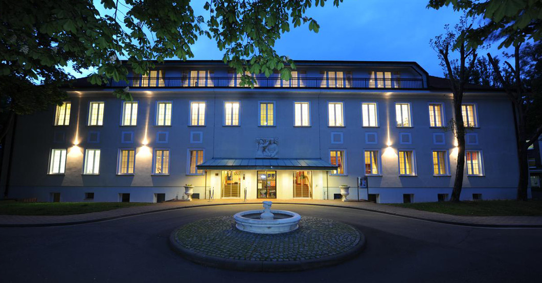 Hotel Valentinstag   Hotel Valentinstag