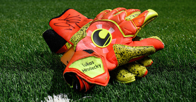  Hradecky Handschuhe 