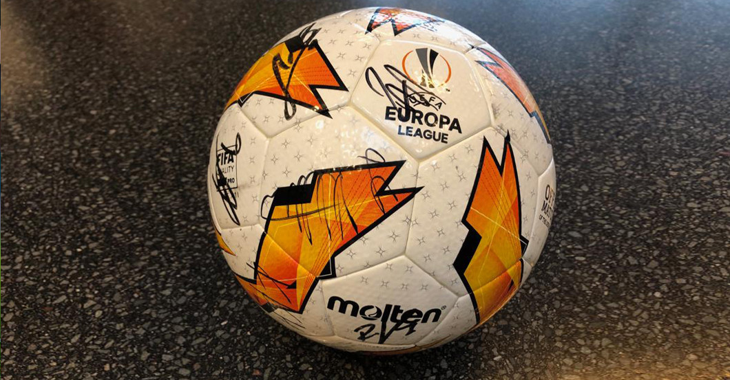  Ilsanker Trikot und Ball 