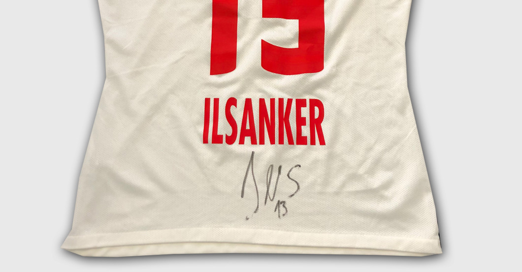  Ilsanker Trikot und Ball 