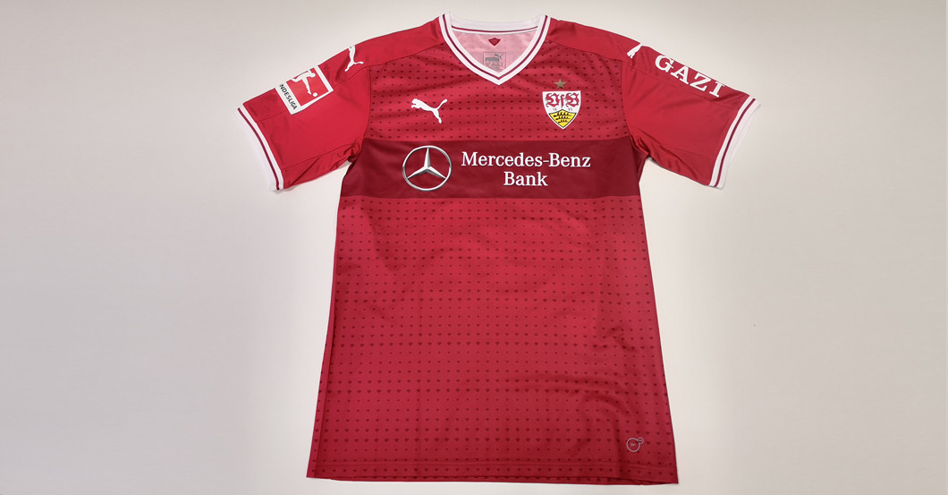 Insua letztes VfB Trikot   Insua letztes VfB Trikot