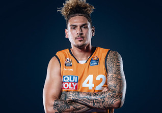 Isaac Fotu Outfit Isaac Fotu Outfit