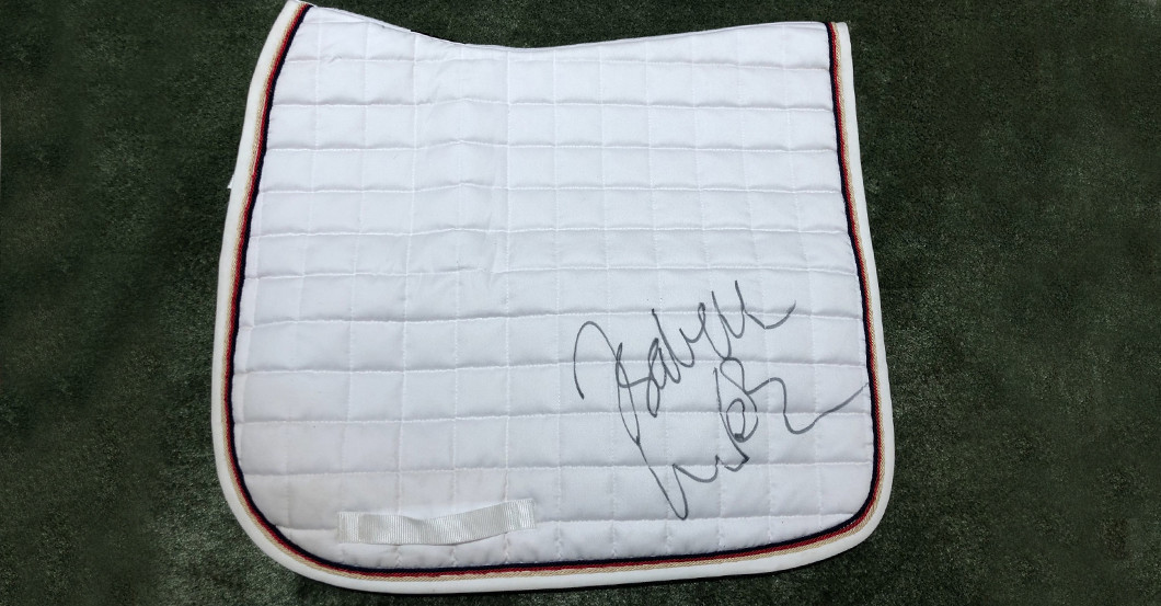 Isabell Werth Satteldecke   Isabell Werth Satteldecke