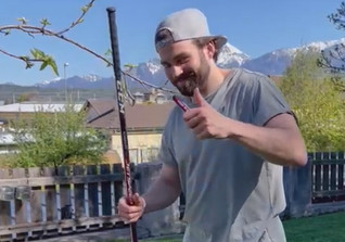  ISHA Schneider Schläger 1 