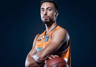  Ismet Akpinar Outfit 