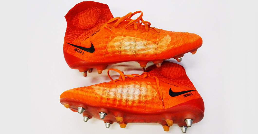  Jacke und Schuhe Insua 