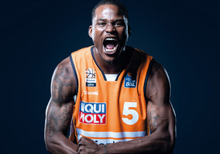  Javonte Green Outfit 