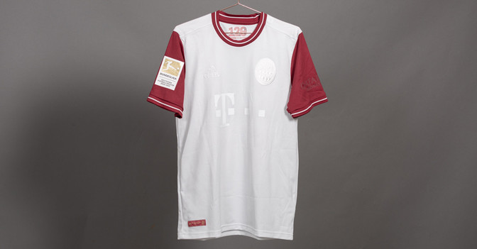 Jubiläumstrikot Müller   Jubiläumstrikot Müller