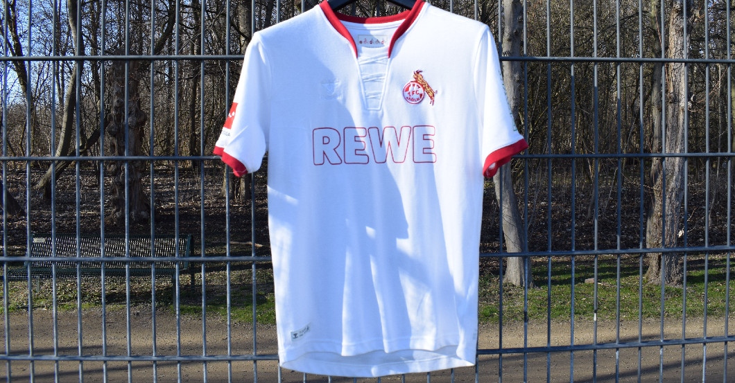 Jubiläumstrikot Skhiri   Jubiläumstrikot Skhiri