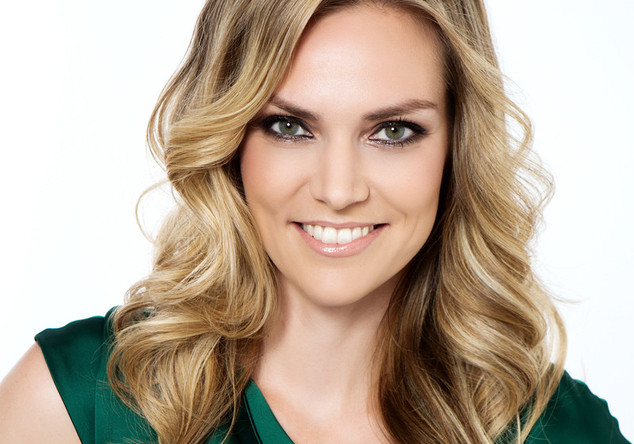  Julia Scharf treffen 