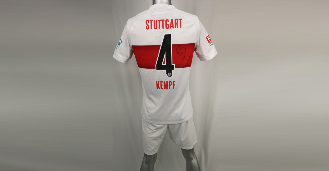 Kempf Outfit signiert   Kempf Outfit signiert