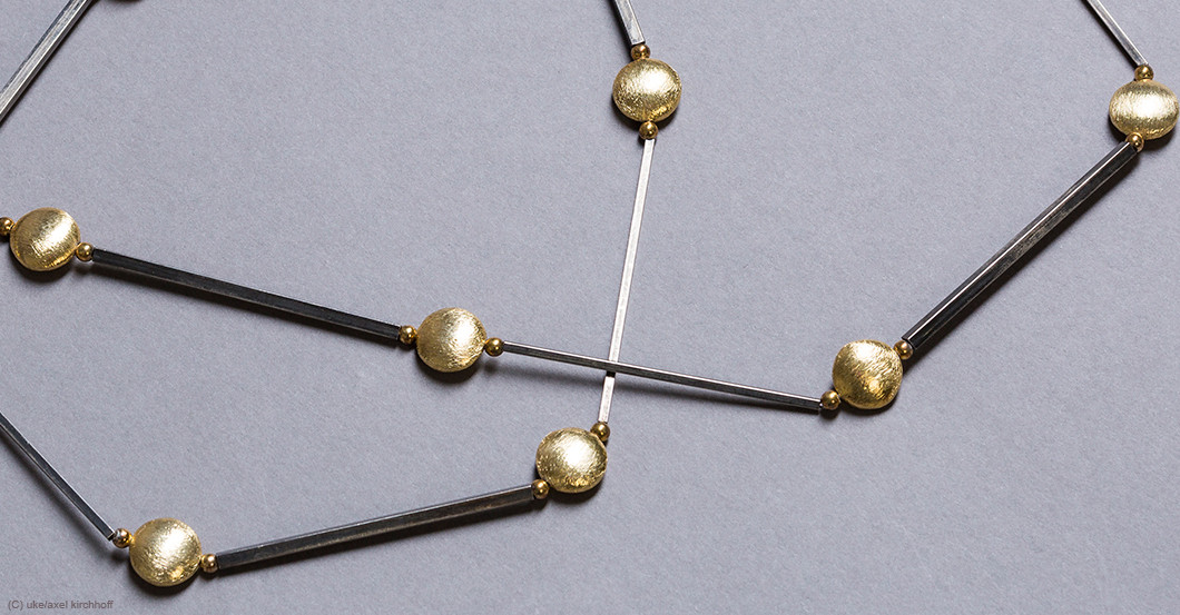 Kette mit Stäbchen   Kette mit Stäbchen