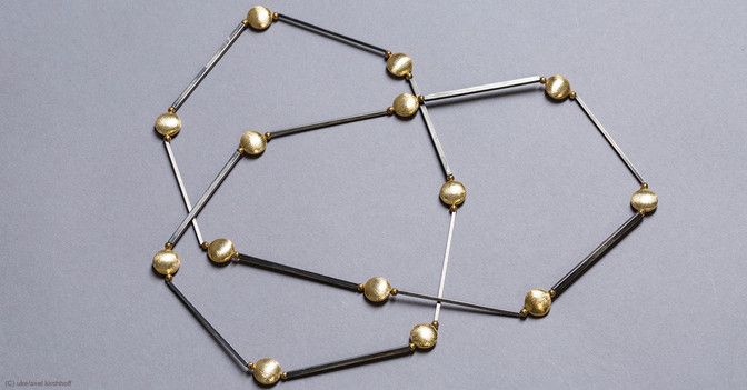 Kette mit Stäbchen   Kette mit Stäbchen