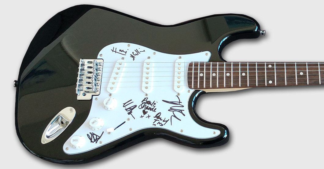  KH Winehouse Gitarre 