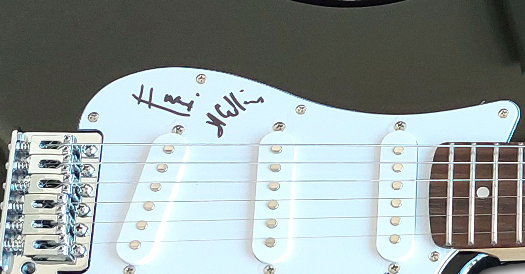  KH Winehouse Gitarre 