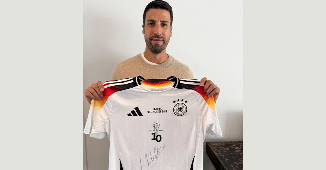 Khedira Jubiläumstrikot   Khedira Jubiläumstrikot